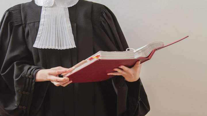 Avocat, Arras